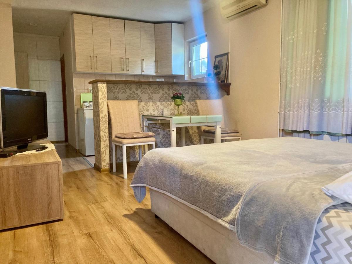 Apartment Milos Белград Номер фото