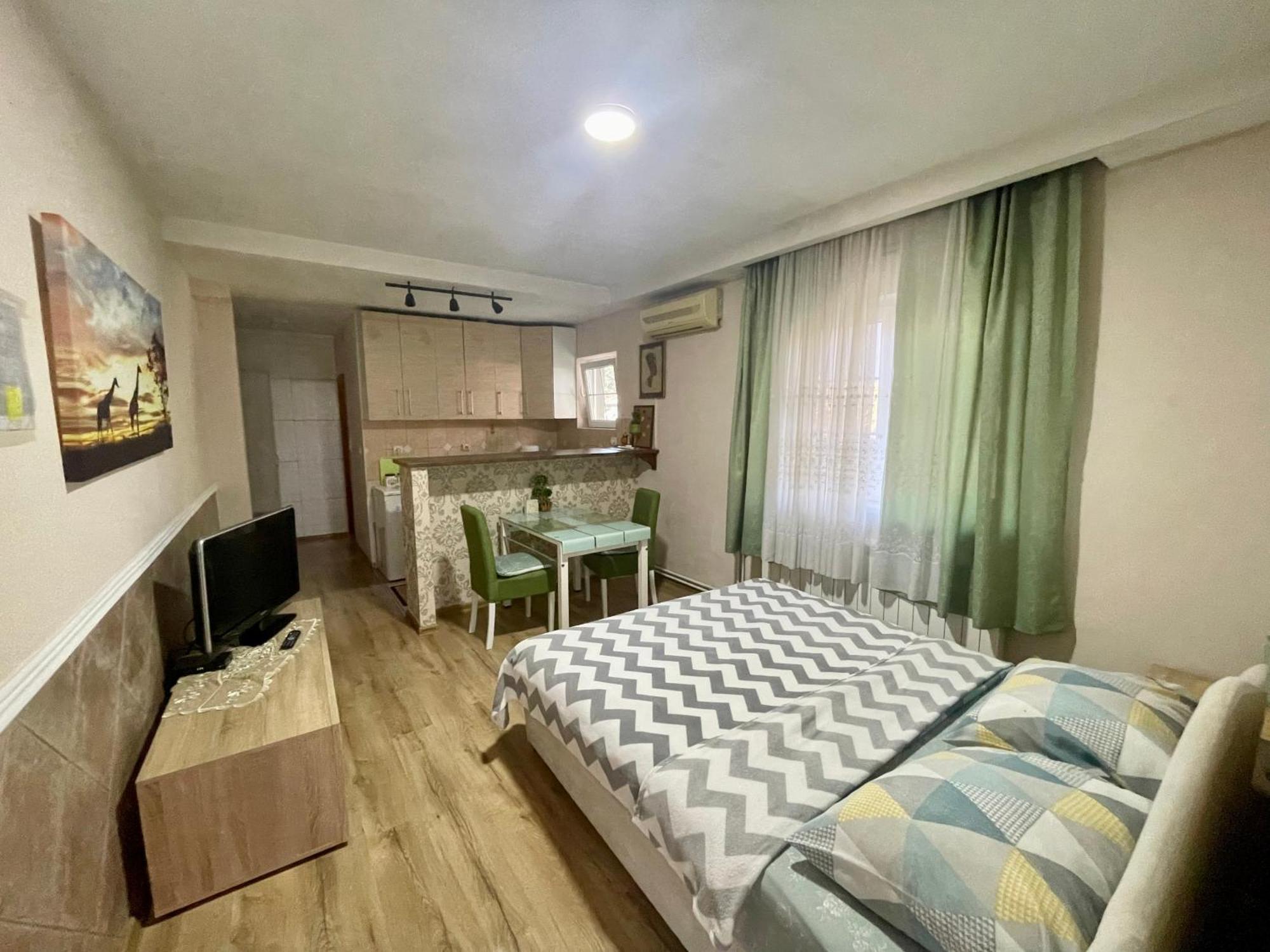 Apartment Milos Белград Екстер'єр фото